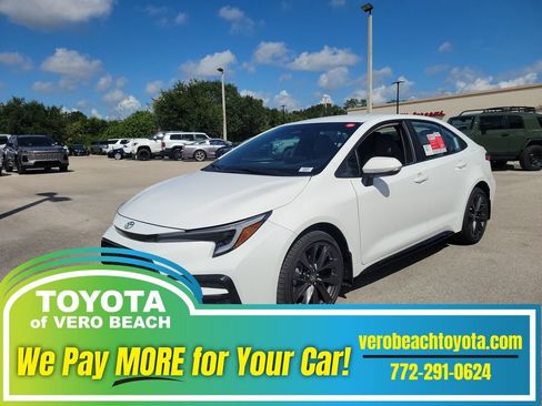 New 2026 Toyota Corolla SE FWD image 1