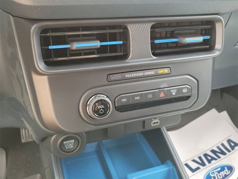 New 2025 Ford Maverick XLT w/ XLT Luxury Package image 19