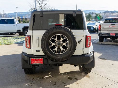 Used 2021 Ford Bronco Outer Banks image 6
