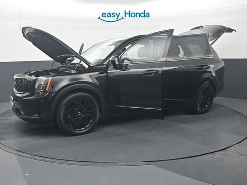 Used 2022 Kia Telluride SX w/ SX Prestige Package image 38