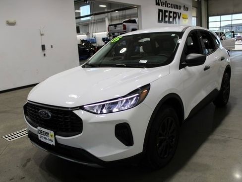 Used 2025 Ford Escape Active w/ Cold Weather Package image 30