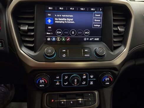 Used 2023 GMC Acadia Denali w/ Denali Ultimate Package AWD/4WD image 56
