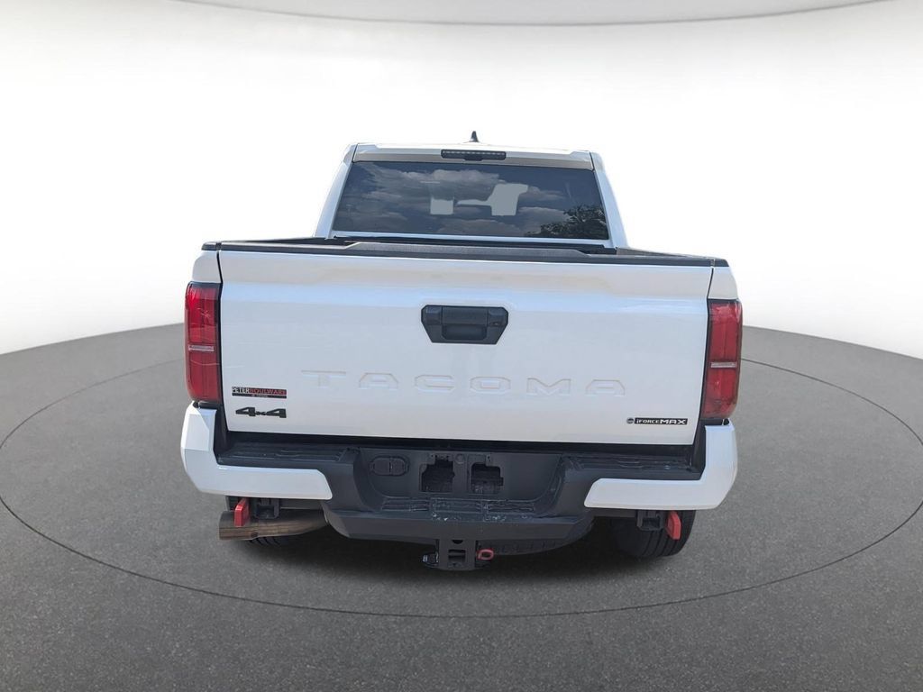Used 2024 Toyota Tacoma TRD Off-Road AWD/4WD image 4