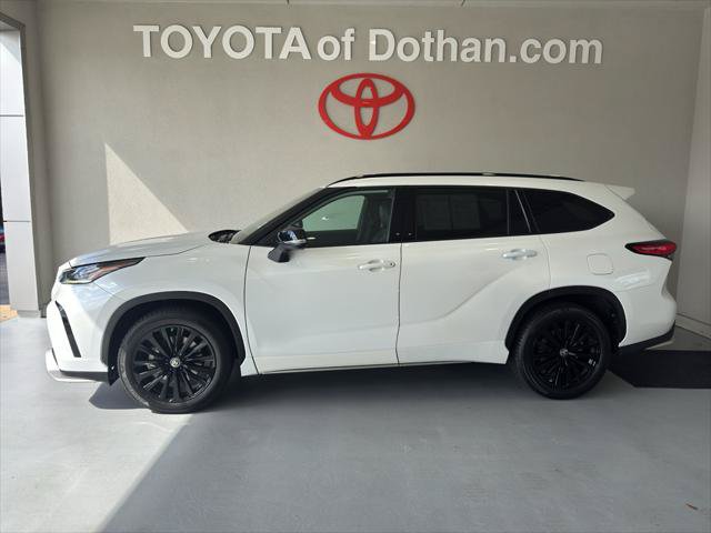 Certified 2023 Toyota Highlander XSE FWD image 1
