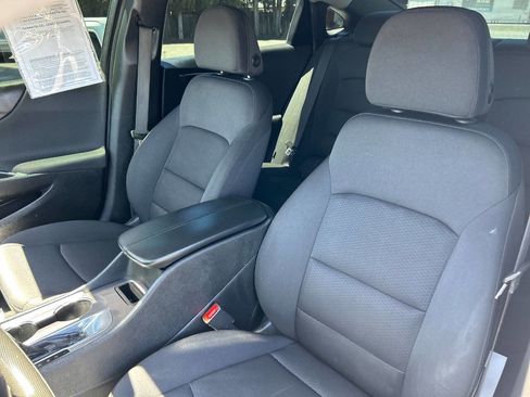 Used 2020 Chevrolet Malibu LT FWD image 15