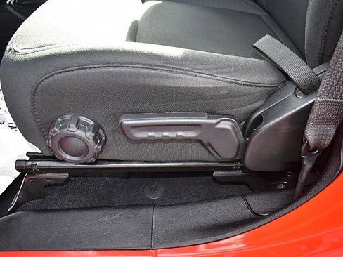 Used 2020 Jeep Gladiator Sport w/ Quick Order Package 24S image 13