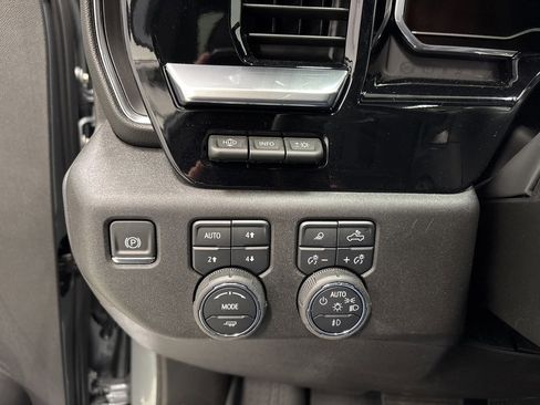 Used 2025 Chevrolet Silverado 1500 High Country w/ High Country Premium Package image 31