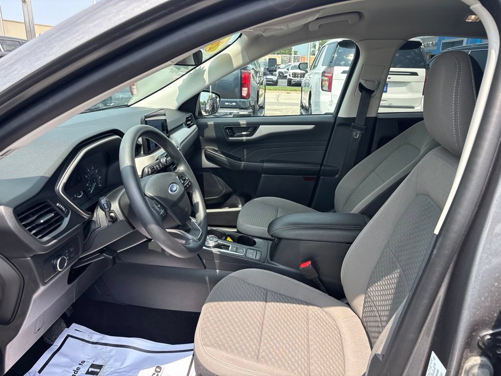 Used 2022 Ford Escape SE AWD/4WD image 16