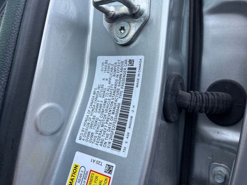 Used 2025 Honda Civic Sport image 27