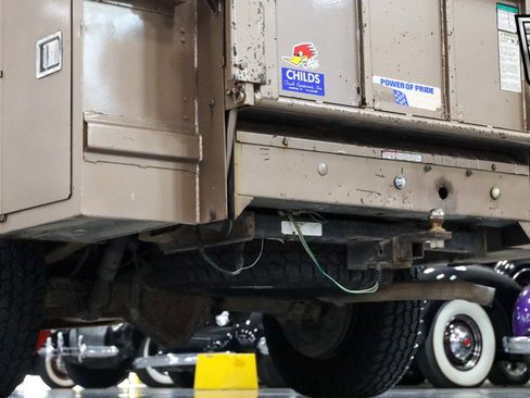 Used 1997 Chevrolet Silverado 3500 2WD Crew Cab w/ Convenience Pkg image 10