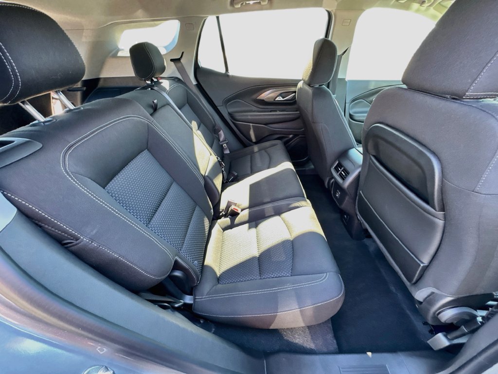 Used 2024 GMC Terrain SLE w/ Driver Convenience Package AWD/4WD image 27