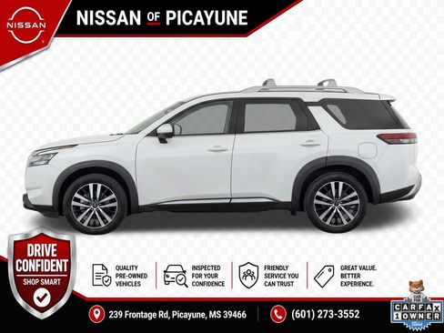 Certified 2025 Nissan Pathfinder Platinum w/ Cargo Package FWD image 8