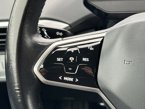 Used 2021 Volkswagen ID.4 Pro w/ ID.4 Protection Package image 26