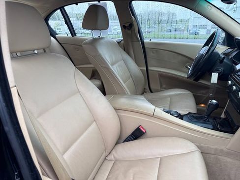Used 2007 BMW 530xi Sedan AWD/4WD image 9
