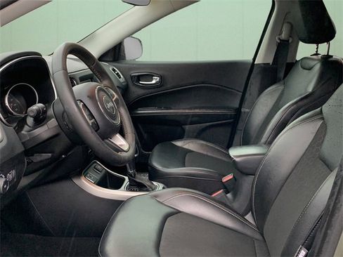 Used 2021 Jeep Compass Latitude image 18