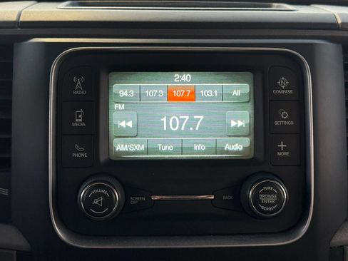 Used 2015 RAM 2500 Tradesman w/ Chrome Appearance Group AWD/4WD image 32
