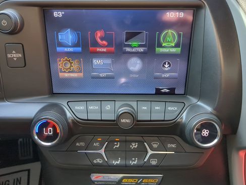 Used 2017 Chevrolet Corvette Z06 w/ Chrome Badge Package image 48