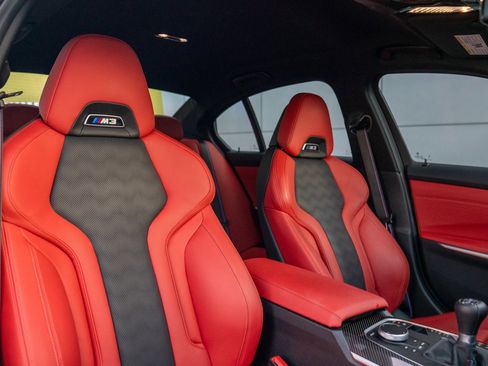 Used 2025 BMW M3 w/ Executive Package image 26