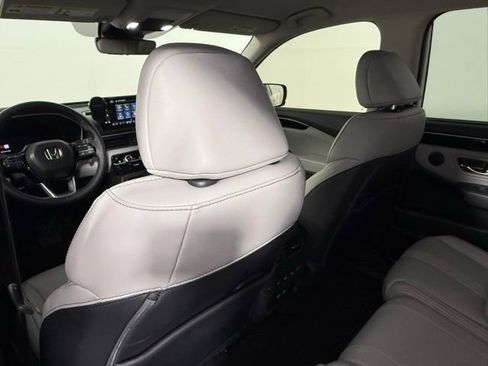 Used 2023 Honda Pilot EX-L image 35