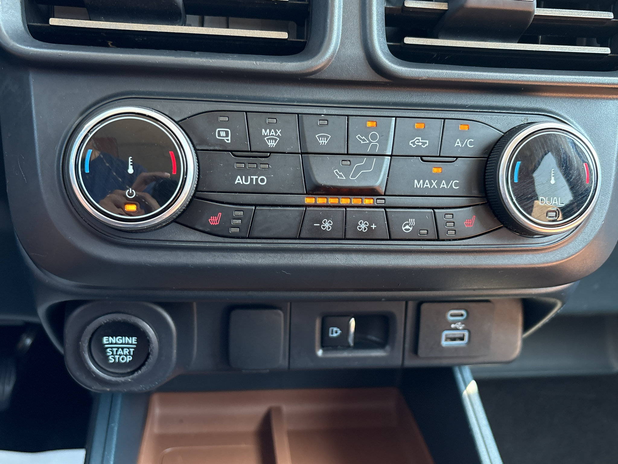 Used 2024 Ford Maverick Lariat AWD/4WD image 24