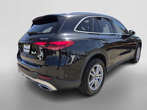 Certified 2023 Mercedes-Benz GLC 300 4MATIC w/ Exclusive Trim Package image 5