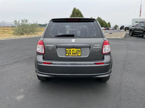 Used 2012 Suzuki SX4 Sportback FWD image 4