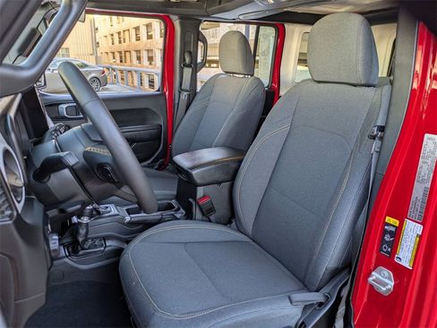 Used 2024 Jeep Wrangler Sport S image 23