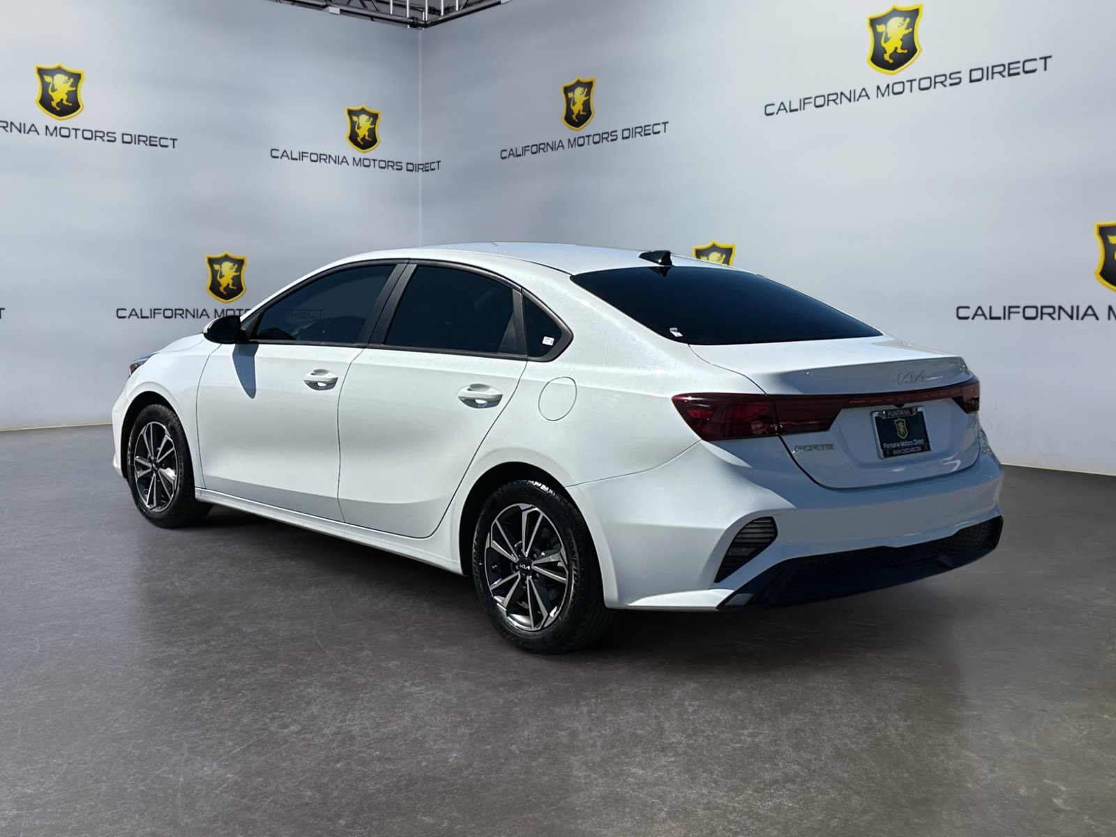 Used 2022 Kia Forte LXS FWD image 3
