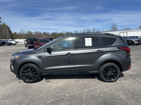 Used 2019 Ford Escape SE image 7