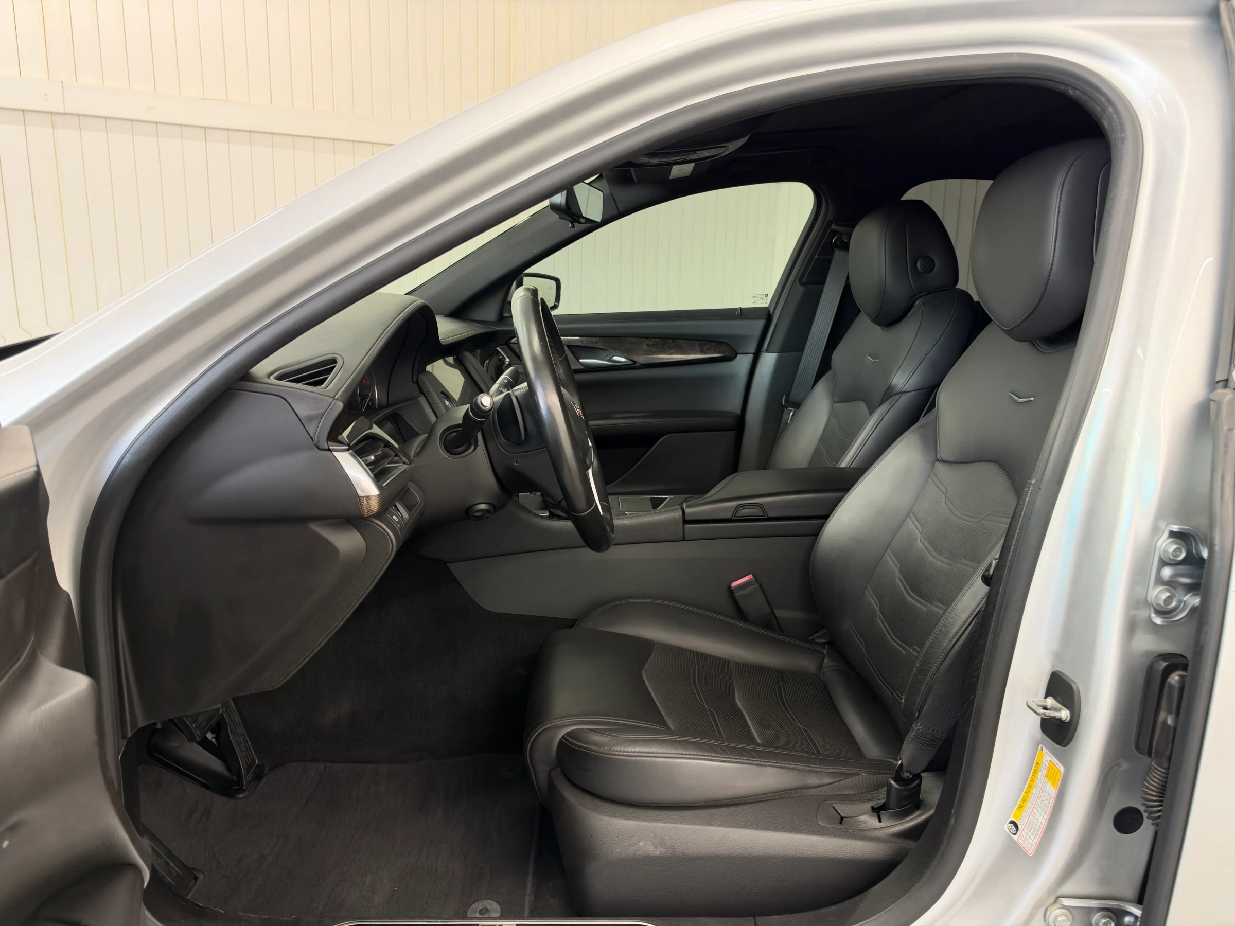 Used 2018 Cadillac CT6 Luxury AWD/4WD image 9