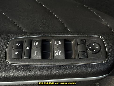 Used 2021 Dodge Charger Scat Pack w/ Plus Group RWD image 15