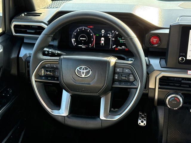 Used 2026 Toyota Tacoma TRD Sport AWD/4WD image 13
