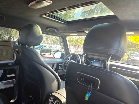 Used 2025 Mercedes-Benz G 580 w/ EQ Technology image 15