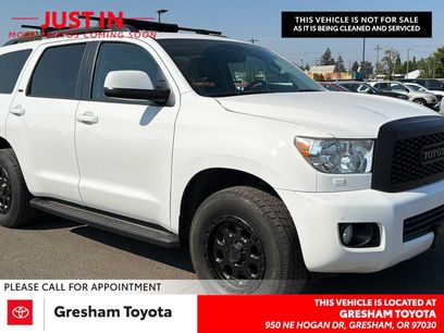 Used 2017 Toyota Sequoia SR5 w/ Premium Package