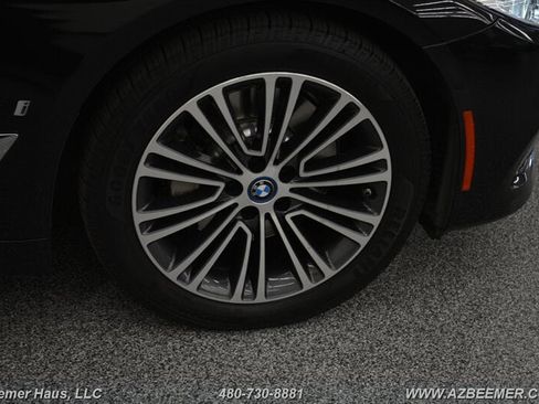 Used 2018 BMW 530e image 47