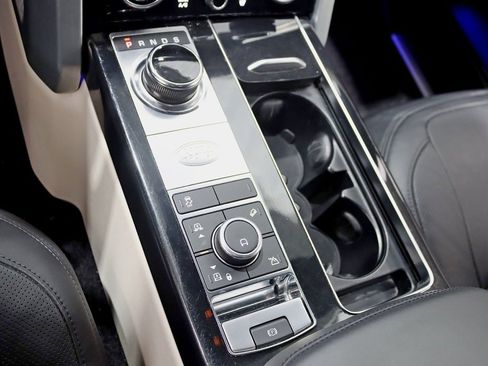 Used 2019 Land Rover Range Rover Long Wheelbase Supercharged image 27