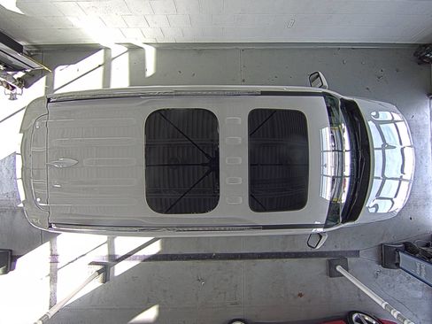 Used 2019 Chevrolet Traverse Premier image 17