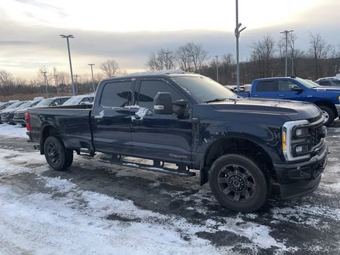 Certified 2023 Ford F350 Lariat w/ Lariat Ultimate Package image 4