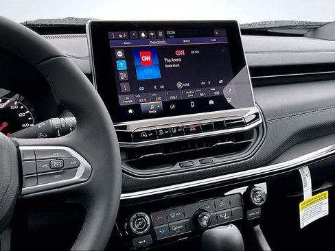 New 2026 Jeep Compass Latitude AWD/4WD image 16