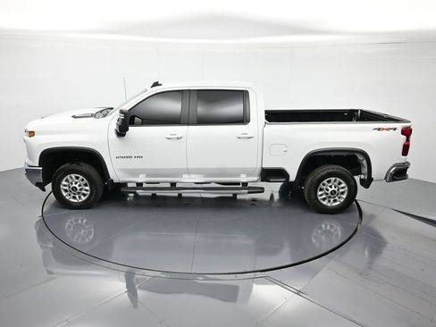 Certified 2025 Chevrolet Silverado 2500 LT w/ Convenience Package image 38