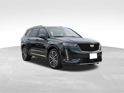 Used 2024 Cadillac XT6 Sport w/ Technology Package AWD/4WD image 1