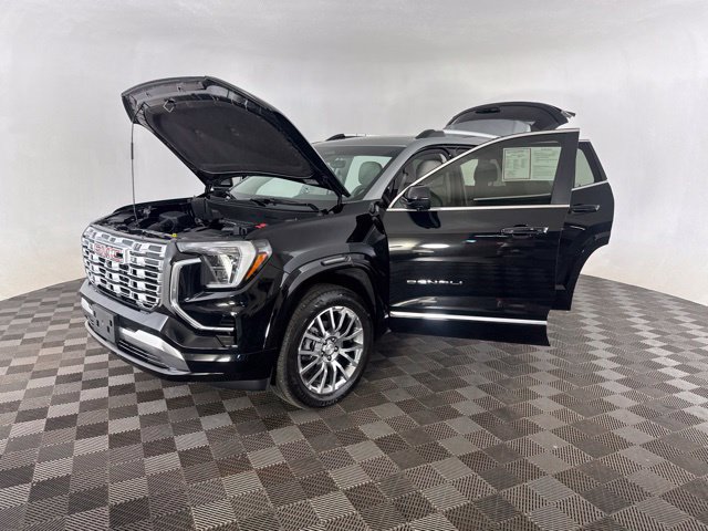 Used 2026 GMC Terrain Denali AWD/4WD image 10
