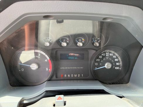Used 2016 Ford F550 4x4 Regular Cab Super Duty image 9