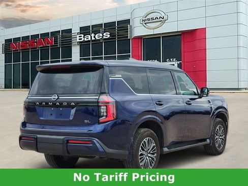 Used 2025 Nissan Armada SL image 4