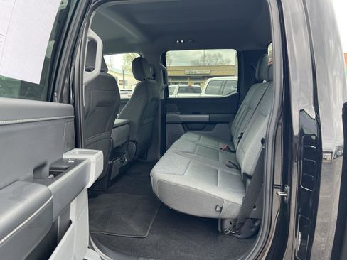 Used 2025 Ford F150 XLT w/ Equipment Group 301A Standard image 40