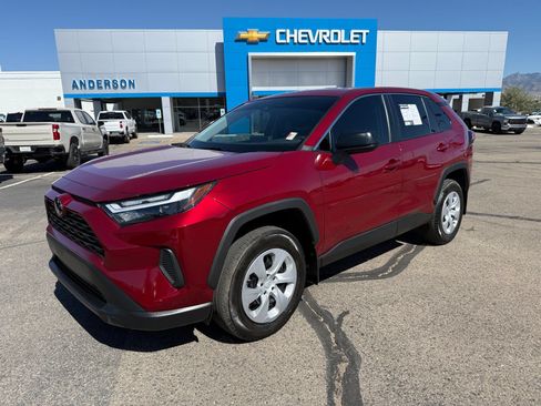 Used 2025 Toyota RAV4 LE AWD/4WD image 1