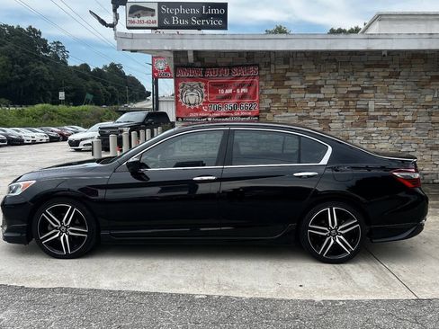 Used 2016 Honda Accord Sport image 3