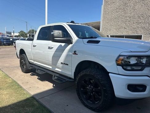 Used 2024 RAM 2500 Big Horn w/ Night Edition AWD/4WD image 1