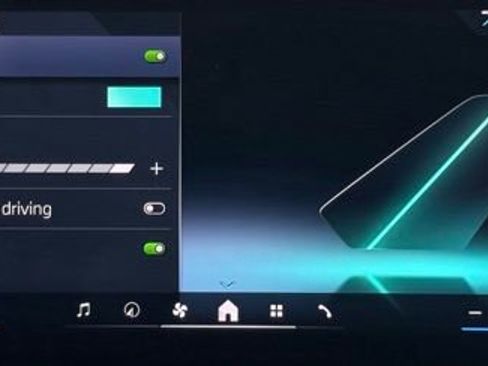 Used 2025 BMW 330i xDrive Sedan w/ M Sport Package image 44