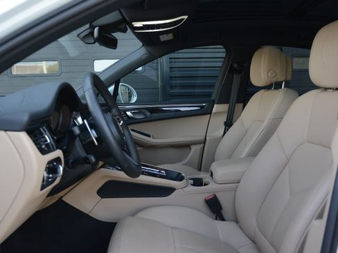 Certified 2026 Porsche Macan AWD/4WD image 15